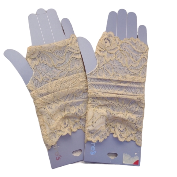 Claries Accessories - NEW Claire Fishnet Gloves Cream Beige